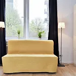 Center By Renters