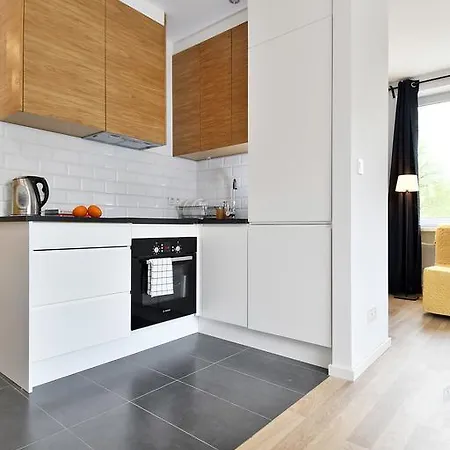 Center By Renters דירה ורשה