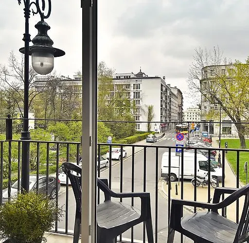 Center By Renters דירה