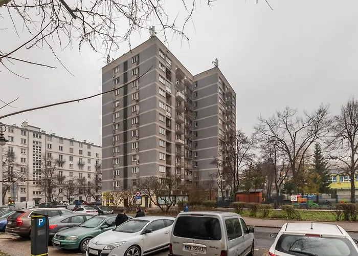 Center By Renters ורשה